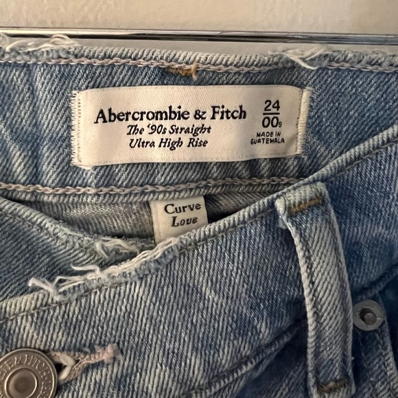 ultra high rise 90’s straight jean - Picture 2 of 5